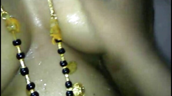 Lustvoller Teenager fickt den besten Kumpel ihres Vaters